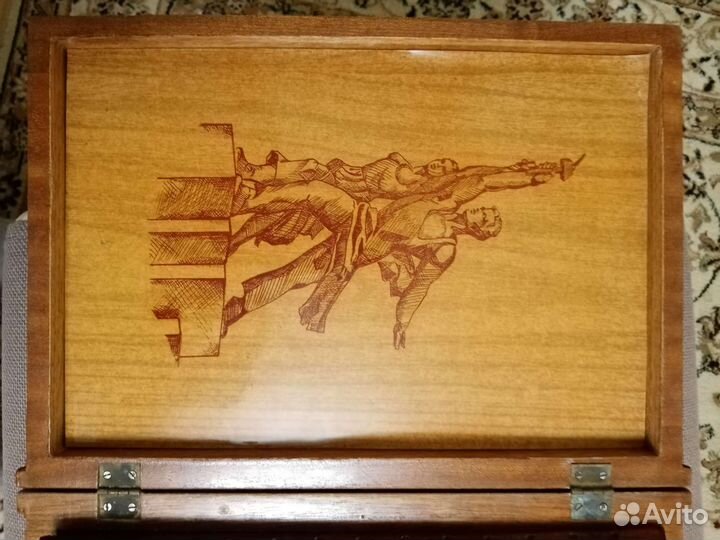 Музыкальная шкатулка времен СССР