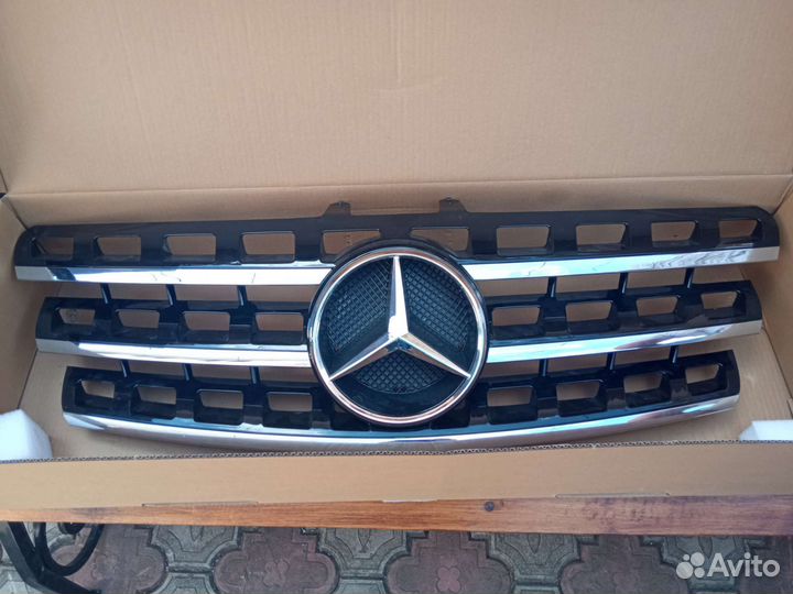Решетка радиатора mercedes ml W164 (рестайлинг)