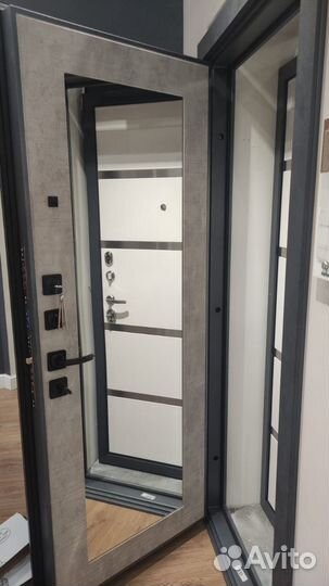 Металлическая входная дверь с бесплатной установко