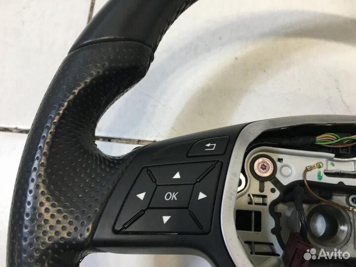 Рулевое колесо Mercedes-Benz E-Class W212