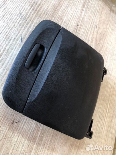 Бардачок Ssangyong Actyon