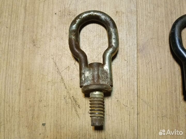 Буксировочный крюк Форд фокус 1
