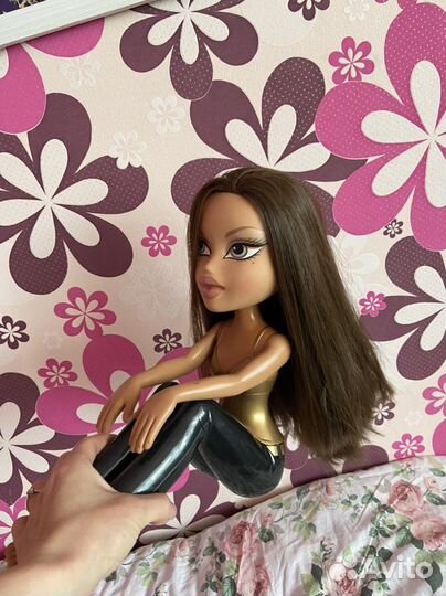Кукла Bratz