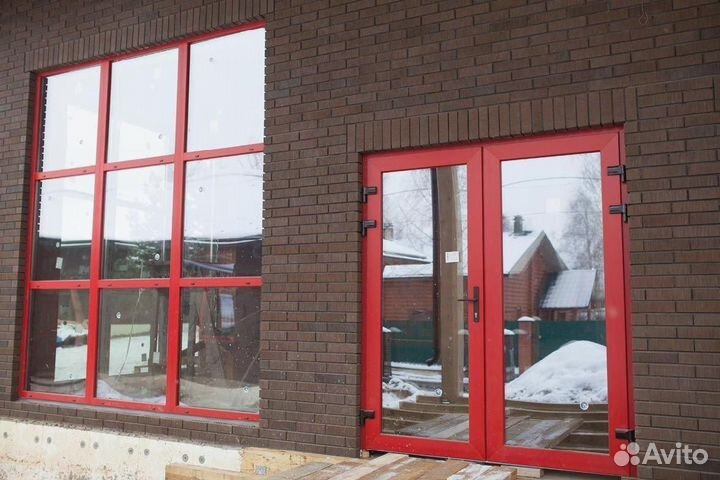 Алюминиевые двери