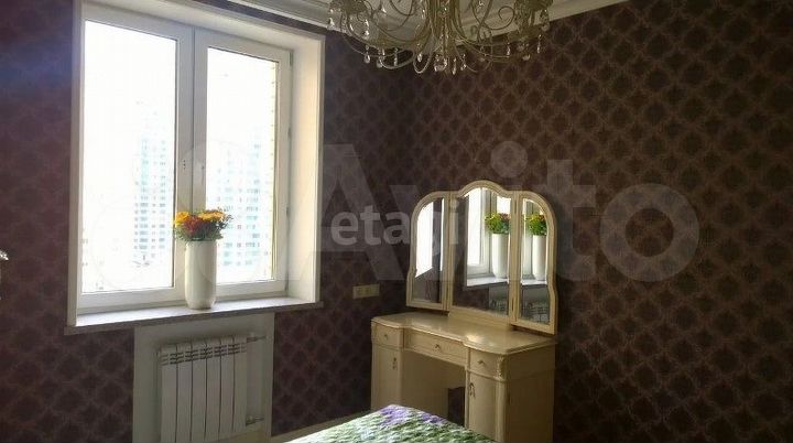 2-к. квартира, 84 м², 8/19 эт.