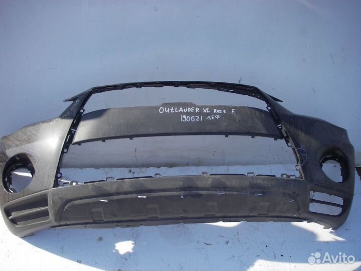 Бампер передний Mitsubishi Outlander XL (CW) 2006
