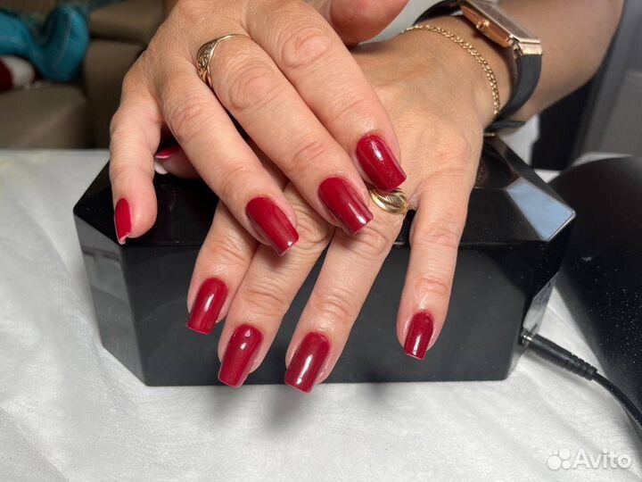 Маникюр с покрытием гель лак Павлино