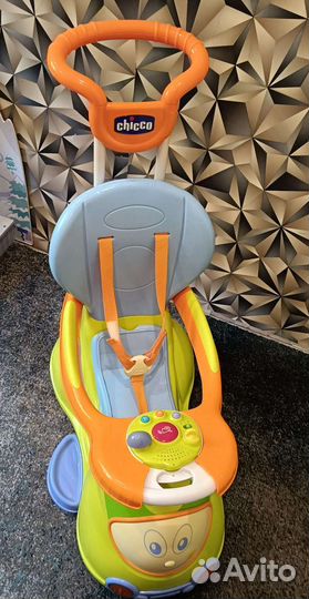 Машинка каталка с родительской ручкой chicco