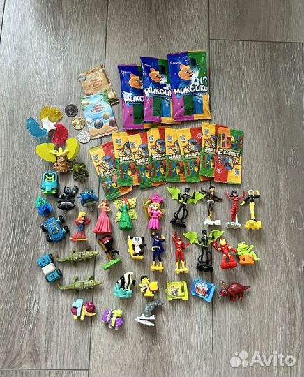 Леди баг киндер и завры