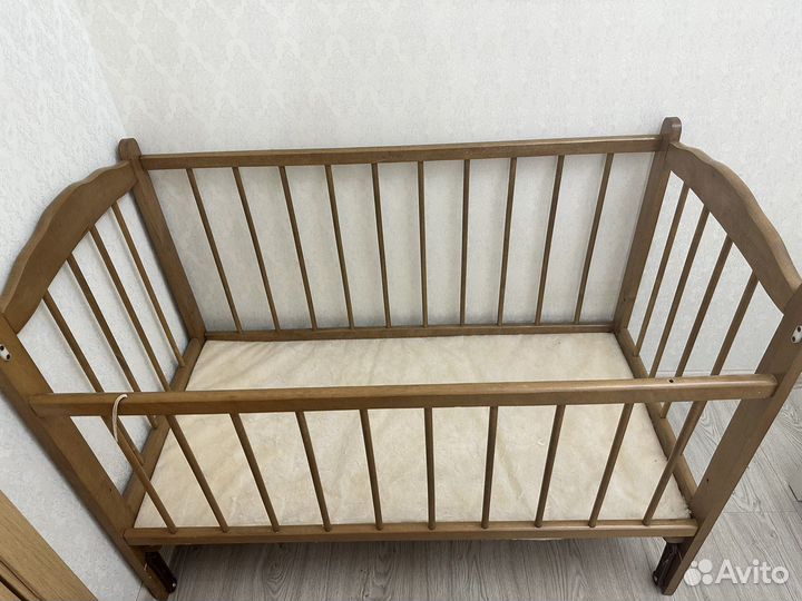 Кроватка детская