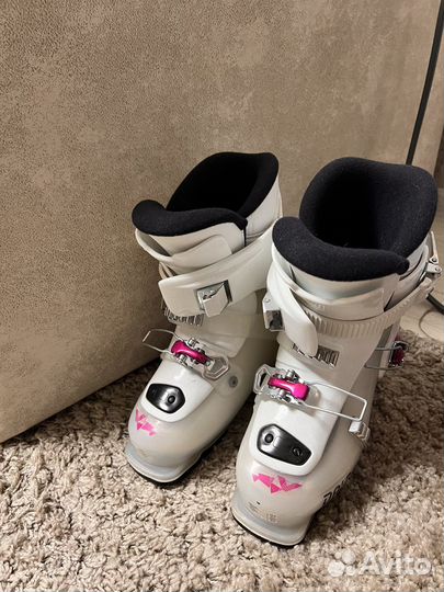 Комплект горных лыж