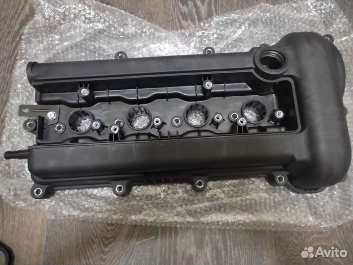 Крышка клапанов Hyundai / Kia G4FC оригинал