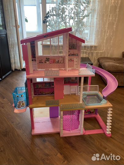 Дом мечты Barby с бассейном