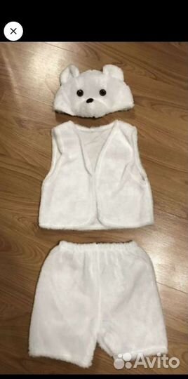 Новогодний костюм белого медвежонка