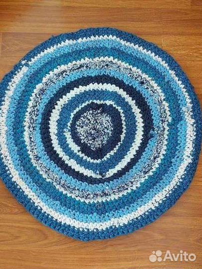 Коврик плетёный ручной работы