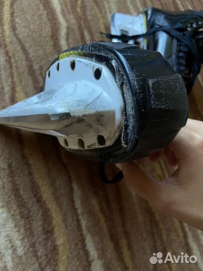 Вратарские коньки bauer