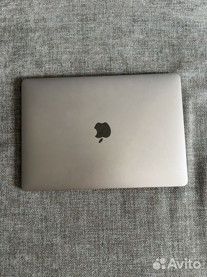 Macbook pro 13 2020 m1