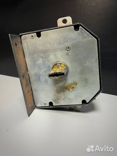 Замок накладной