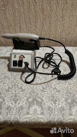 Аппарат для маникюра и педикюра