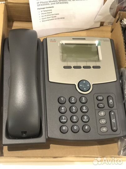 VoIP-телефон Cisco SPA502G черный