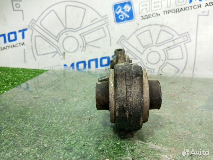 Рычаг передний правый нижний Mercedes-Benz E-Class