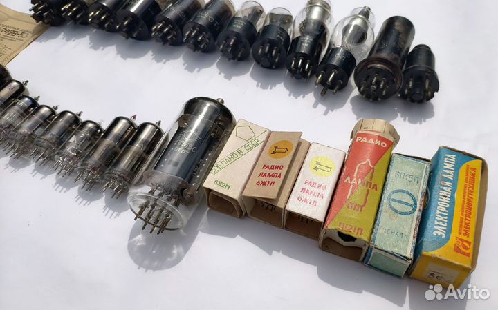 Радио- и электронные лампы СССР USA