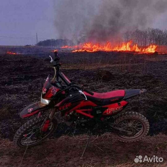 Продам почти весь новый пит байк Irbis ttr 125cc