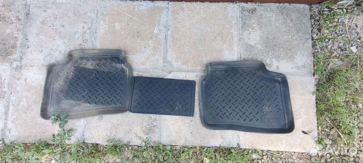 Автомобильные коврики задние