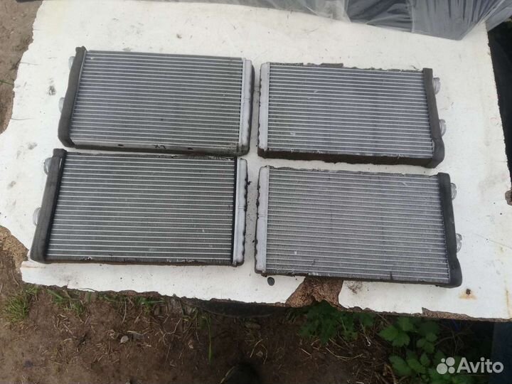 Радиатор печки Митсубиси Лансер 10