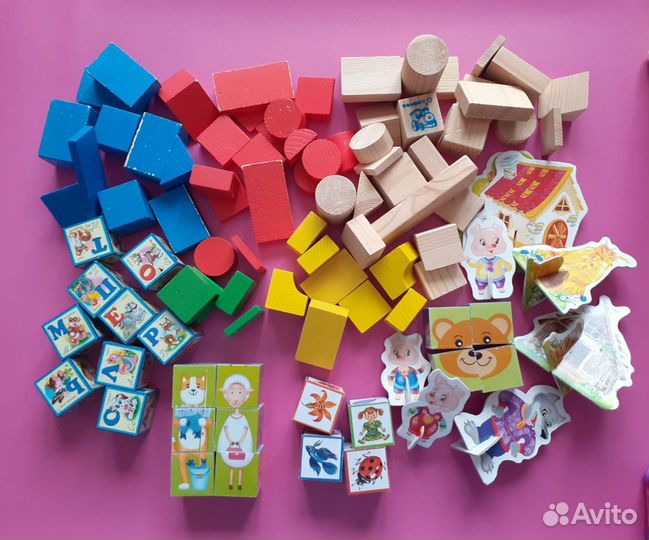 Кубики и театр три поросенка