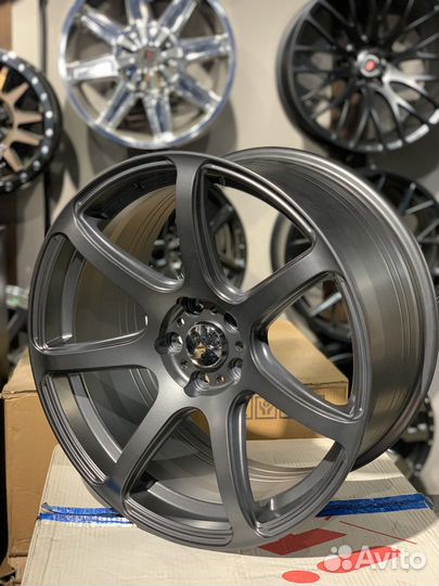 Литые диски R19 5x114,3 Work стиль