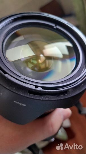 Объектив Nikon 18-200