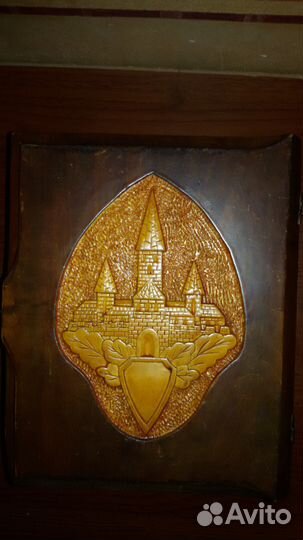 Шкатулка с янтарем