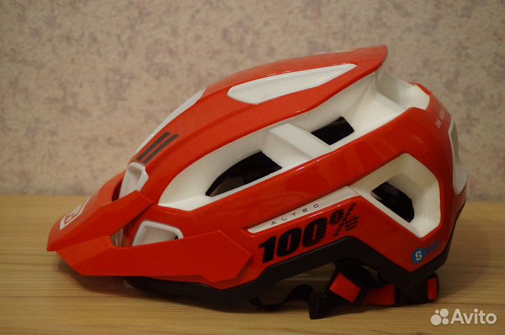 Шлем 100 Percent Altec, размеры S/M L/XL, новый