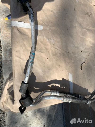 Трубка кондиционера Hyundai Getz хэтчбек 1.4 G4EE