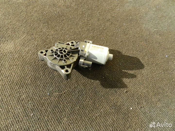 Моторчик эсп передний правый Kia Sportage 4 QL