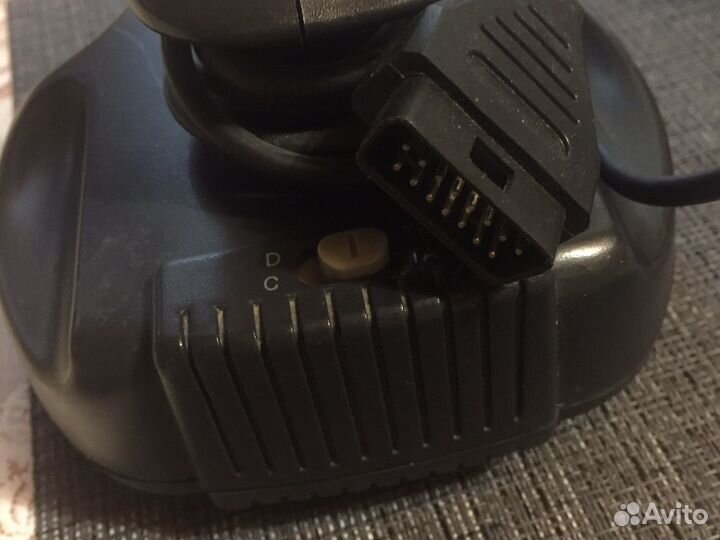 Игровой джойстик Genius