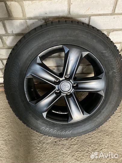 Колеса на Toyota Rav 4 в сборе