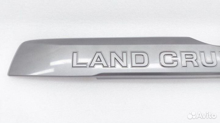 Б/У Б/У Накладка двери багажника Состояние