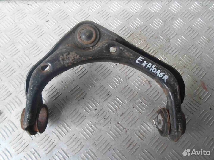 Рычаг передний левый верхний Ford Explorer 4