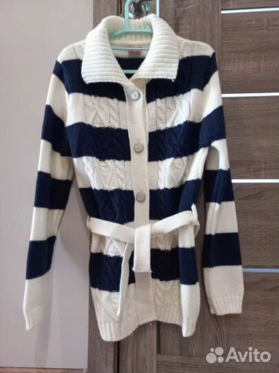 Кардиган для девочки 10-11лет, рост140см