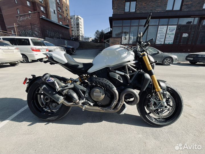 Ducati monster 1200s