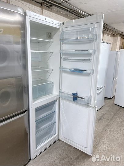 Холодильники бу металлик с гарантией