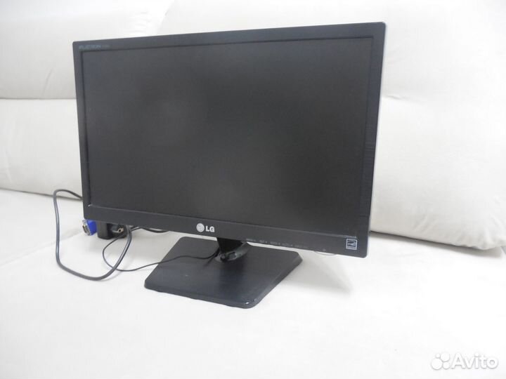 ЖК Монитор LG Flatron E1942C