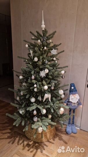 Елка искусственная