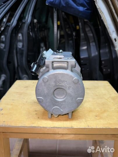 Компрессор кондиционера Паджеро 4 бензин