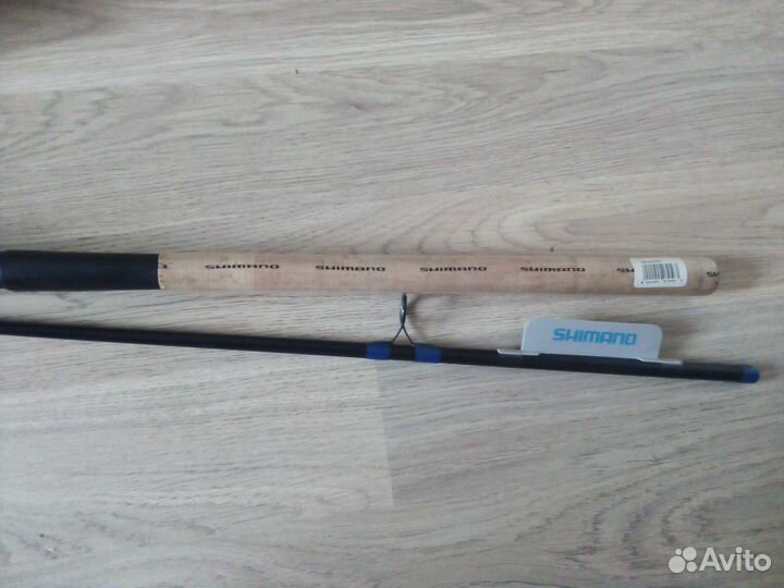 Спиннинг новый с катушкой новой