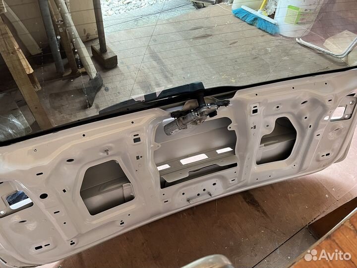 Крышка багажника toureg cr7