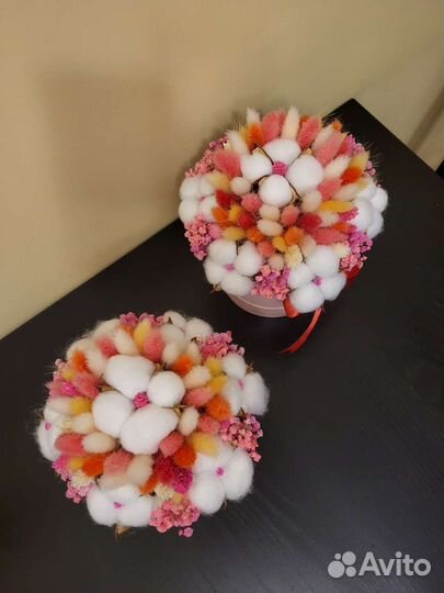 Сухоцветы в шляпной коробке