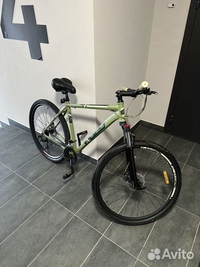 Велосипед взрослый Stels 21 рама / 29 колеса